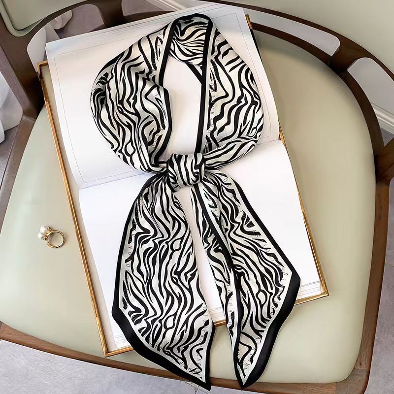 Luxury Bags Casual - Lenço Quadrado de Seda Luxuoso com