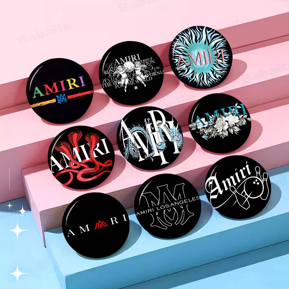 Broche de Metal Personalizado  - Luxury Bags In Japan avaliação e preço