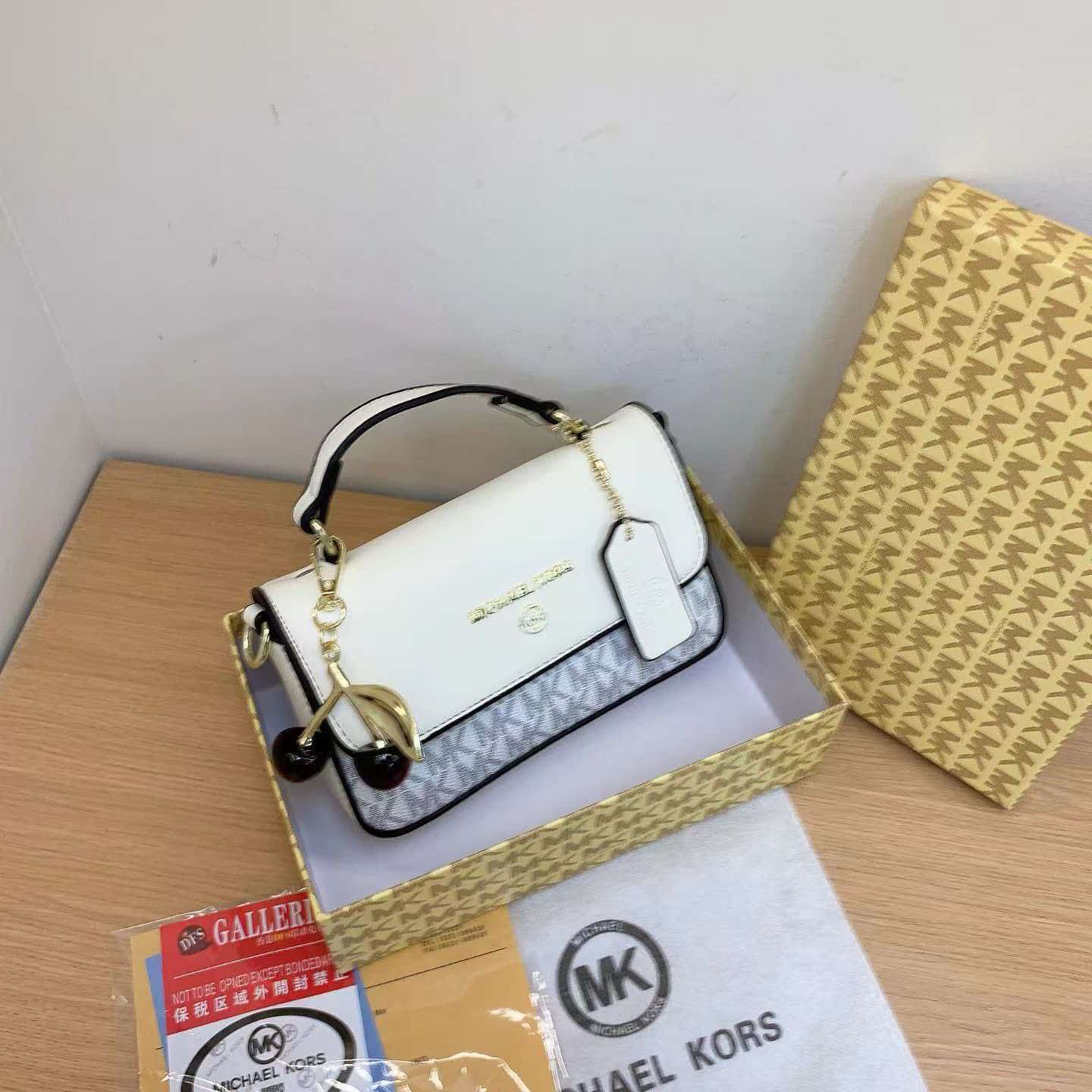 Bolsa de Ombro de Designer de  - Luxury Bags Michael Kors avaliação e preço
