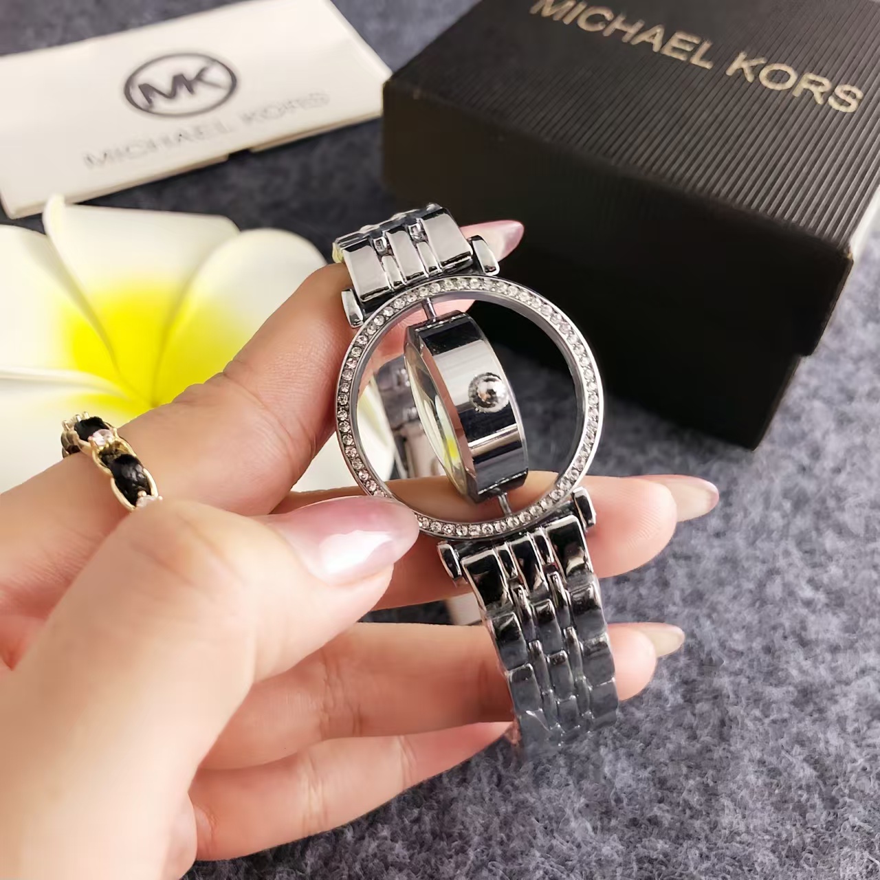 Bolsa de Relógio Feminina Mich - Luxury Bags Michael Kors avaliação e preço