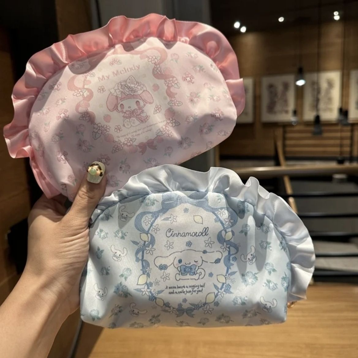 Nova Necessaire Sanrio Kuromi  - Luxury Bags In Japan avaliação e preço