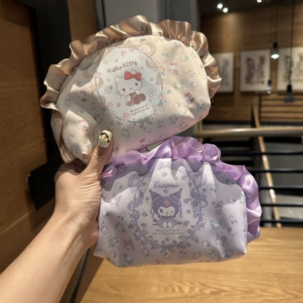 Nova Necessaire Sanrio Kuromi  - Luxury Bags In Japan avaliação e preço