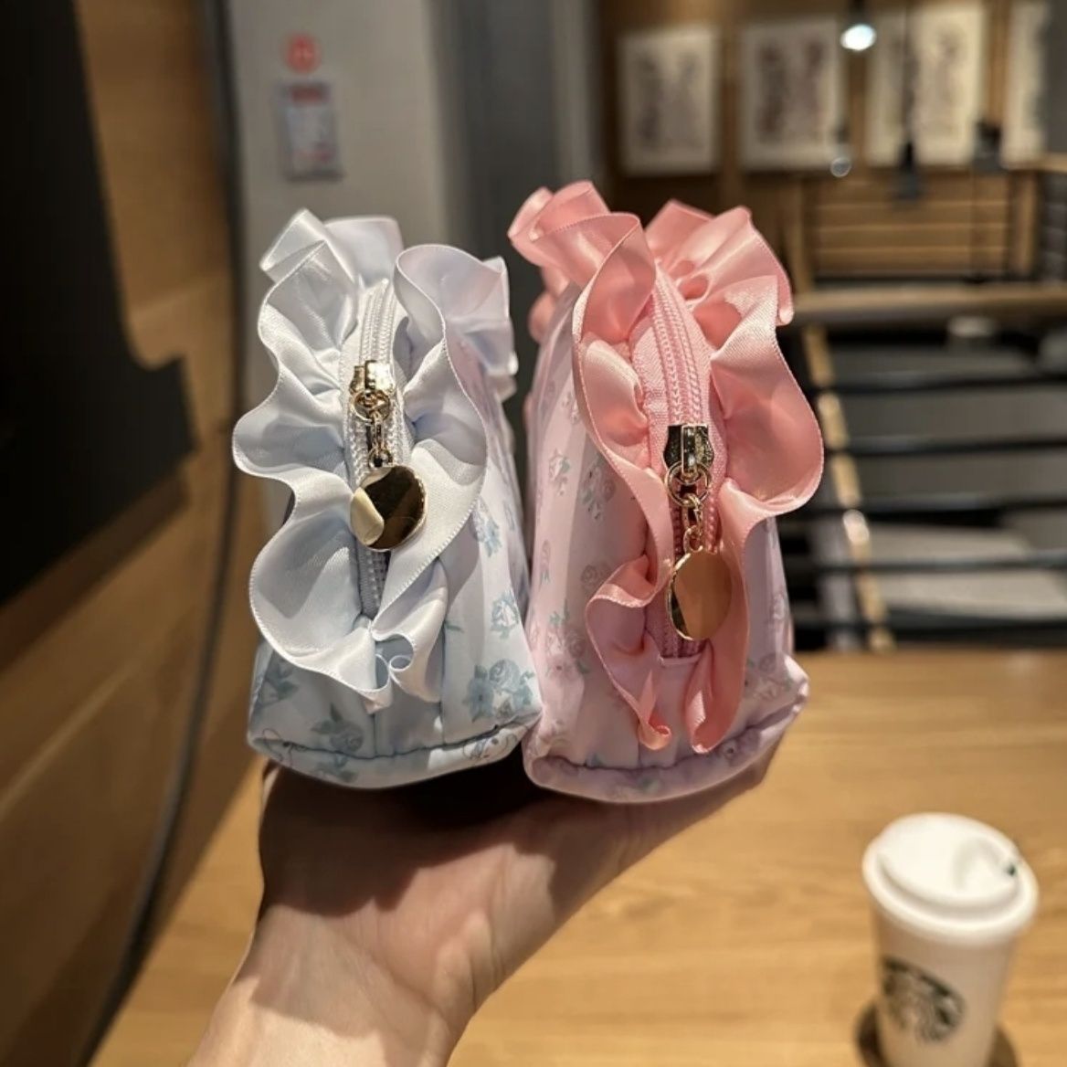 Nova Necessaire Sanrio Kuromi  - Luxury Bags In Japan avaliação e preço