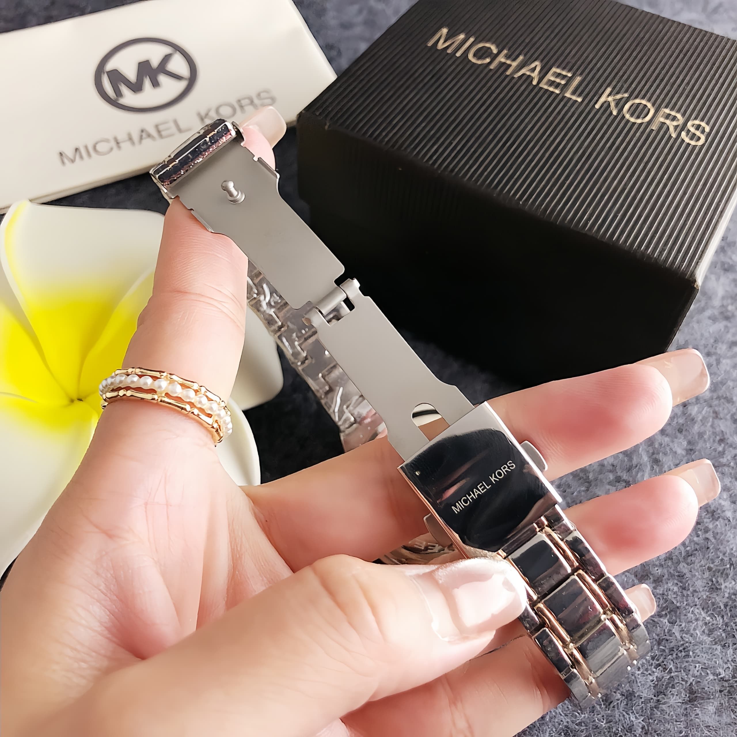 Relógio de pulso feminino Mich - Luxury Bags Michael Kors avaliação e preço